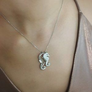 NWT Sea Horse Sterling Silver Necklace
